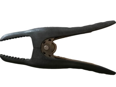 Aluminum profile anodizing clamp
